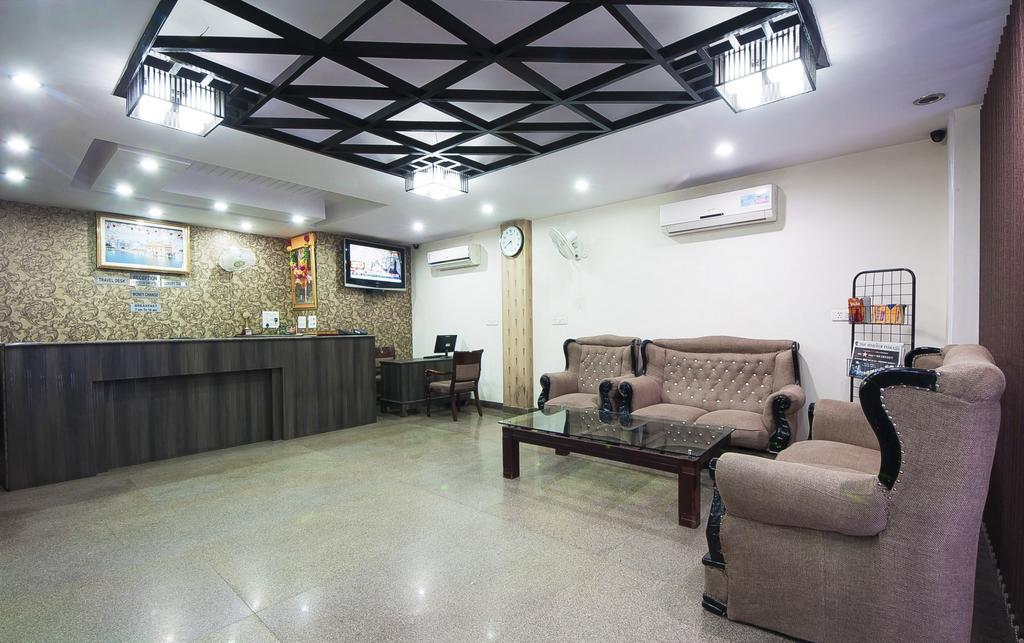 Hotel Sunrise Delhi Zewnętrze zdjęcie