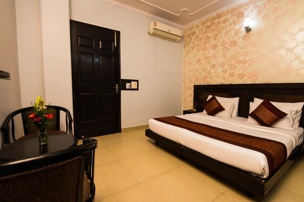 Hotel Sunrise Delhi Zewnętrze zdjęcie