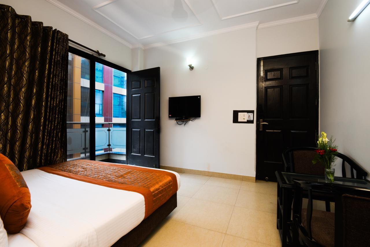 Hotel Sunrise Delhi Zewnętrze zdjęcie