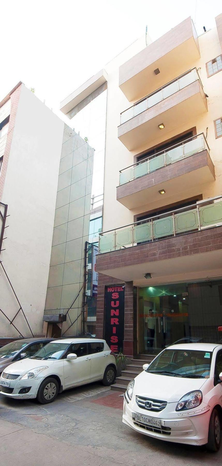 Hotel Sunrise Delhi Zewnętrze zdjęcie