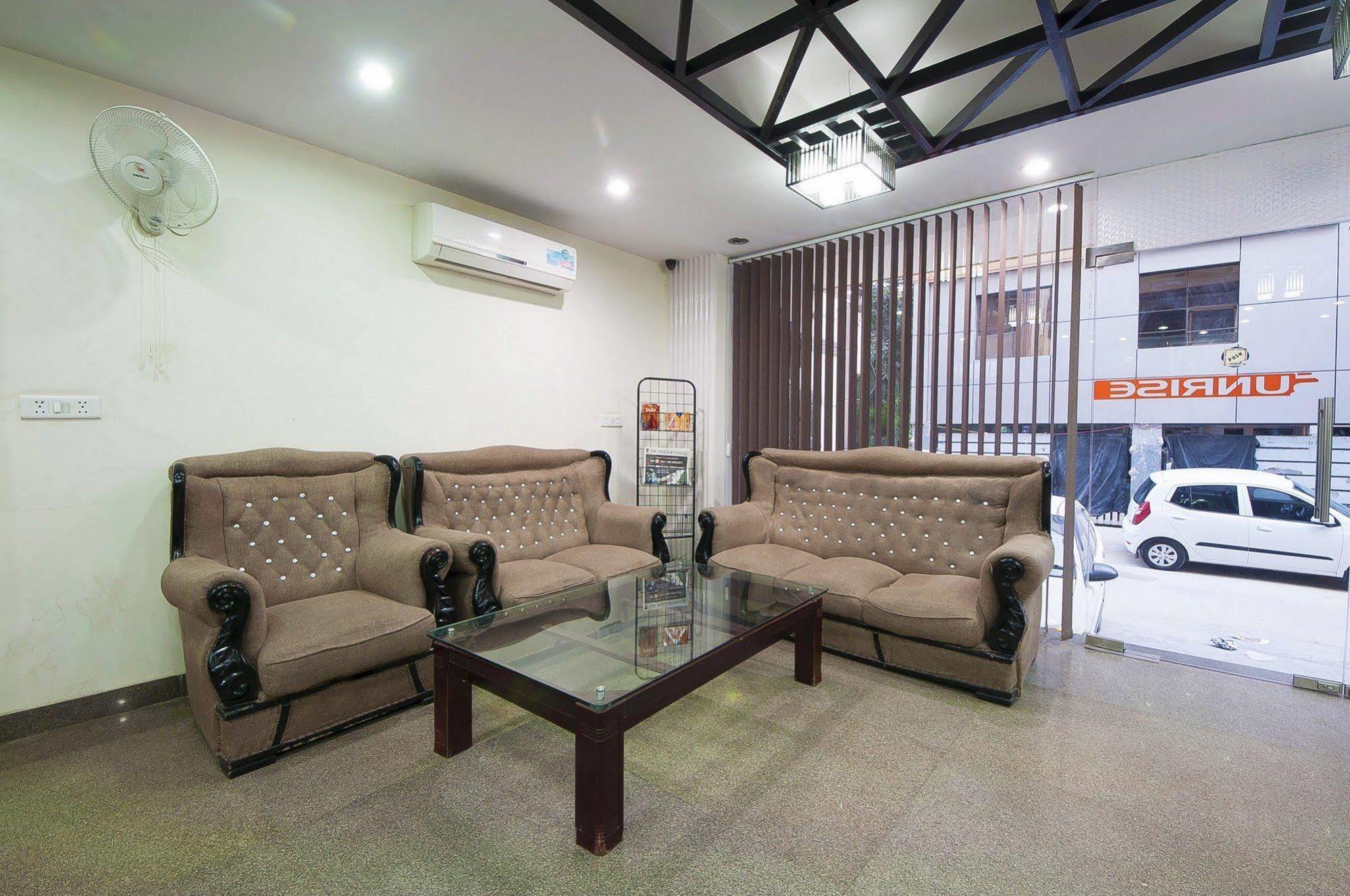 Hotel Sunrise Delhi Zewnętrze zdjęcie
